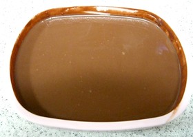 プレーン味のチョコレートソース