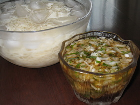 ✿ざくざく薬味❢たまねぎそうめん✿