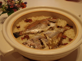桜薫る鯛飯