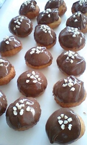 HMでまんまるチョコドーナツ