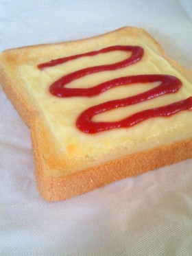 チーズケチャップトースト