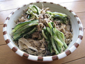 ★ごぼうとひじきの食物繊維たっぷりサラダ