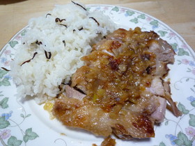 漬けて焼くだけ♪鶏肉のねぎ塩焼き☆