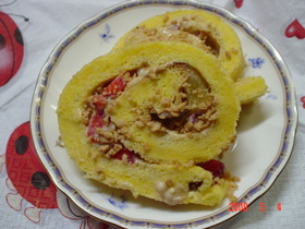 プリンを活用 しっとりロールケーキ