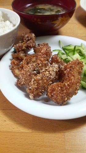 変わり鶏のから揚げ(柿の種衣)