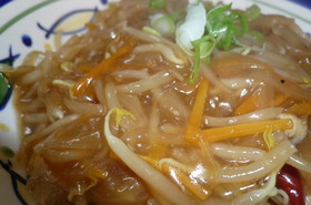 鶏肉のモヤシあんかけ
