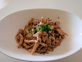 旨!くるみとピリ辛味噌の蕎麦