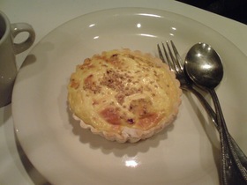 全部豆腐のキッシュ