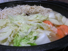 濃厚スープが自慢♡我が家の鶏豚鍋