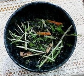 簡単!水菜とひじきのゴマサラダ