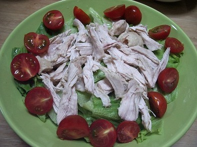 鶏胸サラダの写真