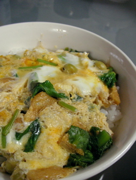 ウスイエンドウの卵とじ丼