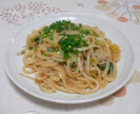 ぴり辛♪焼きうどん