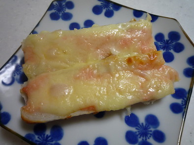 焼きちくわの明太子・チーズののっけ焼きの写真
