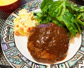 ふっくら★香辛料がきいた!!ハンバーグ
