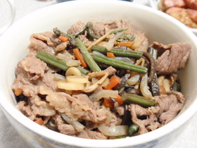 山菜牛丼
