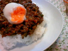 野菜たっぷりドライカレー