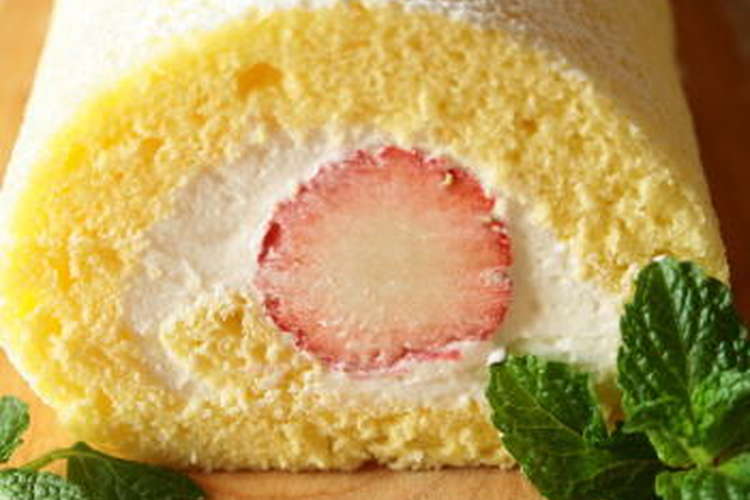 全卵三個でフワンフワンなロールケーキ レシピ 作り方 By Sol クックパッド 簡単おいしいみんなのレシピが354万品