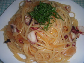 スパゲティー(蛸とニンニクのコンソメ味)
