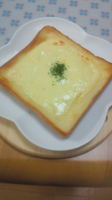 チーズマヨトーストの写真