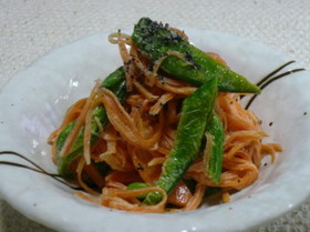 スナップえんどうとにんじんのサラダ