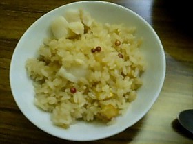 ホタテ貝柱とジャガイモの炊き込みごはん