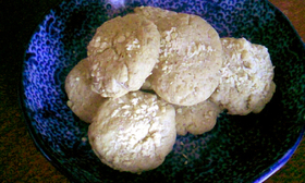 チーズとオリーブオイルの雑穀クッキー
