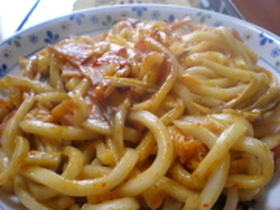 キムチ焼きうどん