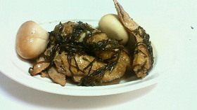 塩昆布で☆鶏手羽と卵の煮物