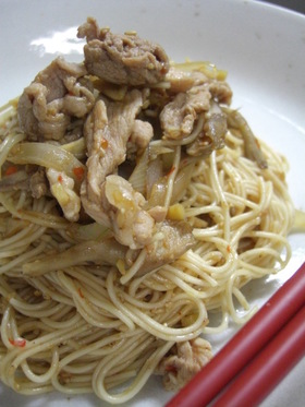 坦々焼麺