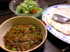 グリーンピース☆キーマカレー&チーズナン