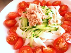 暑い日のひんやりうどん