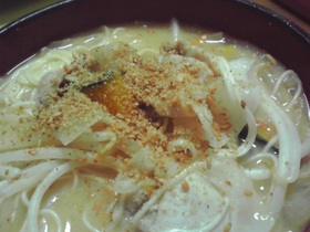鍋ひとつでゴマ味噌そうめん