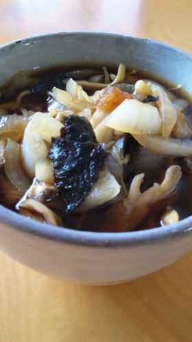 キノコとたまねぎの梅のり煮