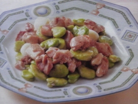 そら豆と鶏肉の炒めもの