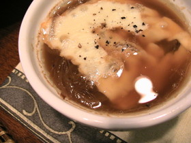 オニオングラタンスープ