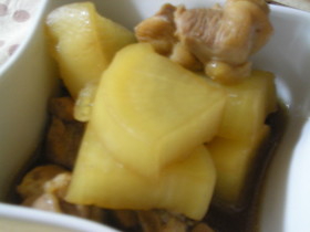 ほっくり美味しい♪鶏肉と大根の煮物