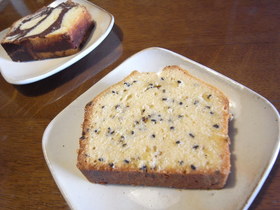 (・v・)黒ごまときなこのパウンドケーキ