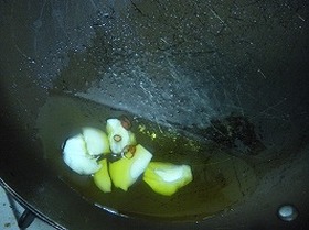 パスタに欠かせない!即席ガーリックオイル