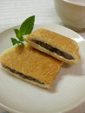 食パンの耳で*おやつ どら焼き*