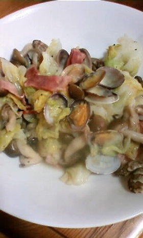 簡単☆あさりと野菜の酒蒸し