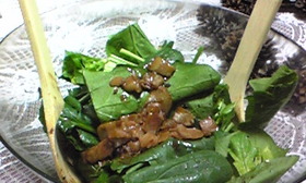 ぶきっちょさんのベーコンほうれん草サラダ