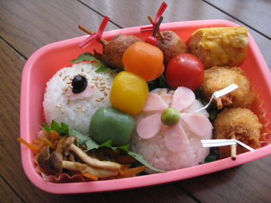 小学生のお弁当（遠足予備日編）　2009の写真