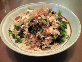 わかめでカサ増し!ほうれん草のお浸し♪