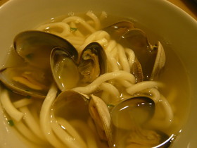 ヘルムカルクスク(韓国風海鮮うどん)