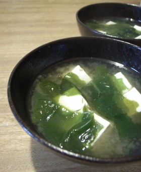 わかめだしのお味噌汁
