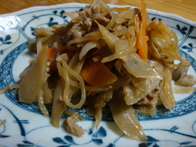 ゴボウと蓮根のごっちゃ炒め