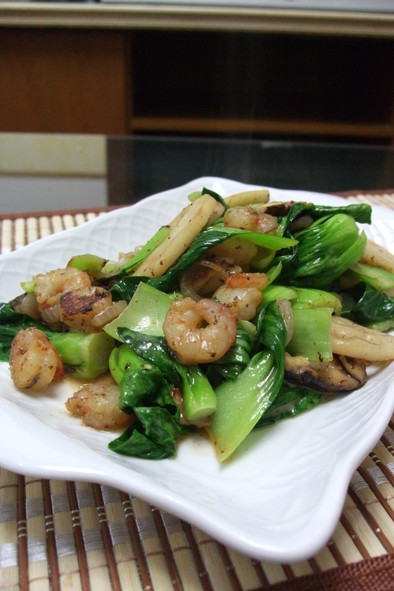 ｴﾋﾞと青梗菜のｺﾞﾏﾄﾞﾚ炒めの写真