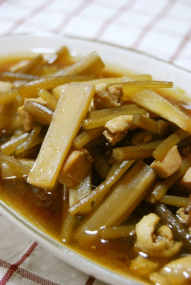 ウドとフキの煮物