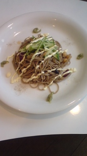 ミックスビーンズの蕎麦パスタ